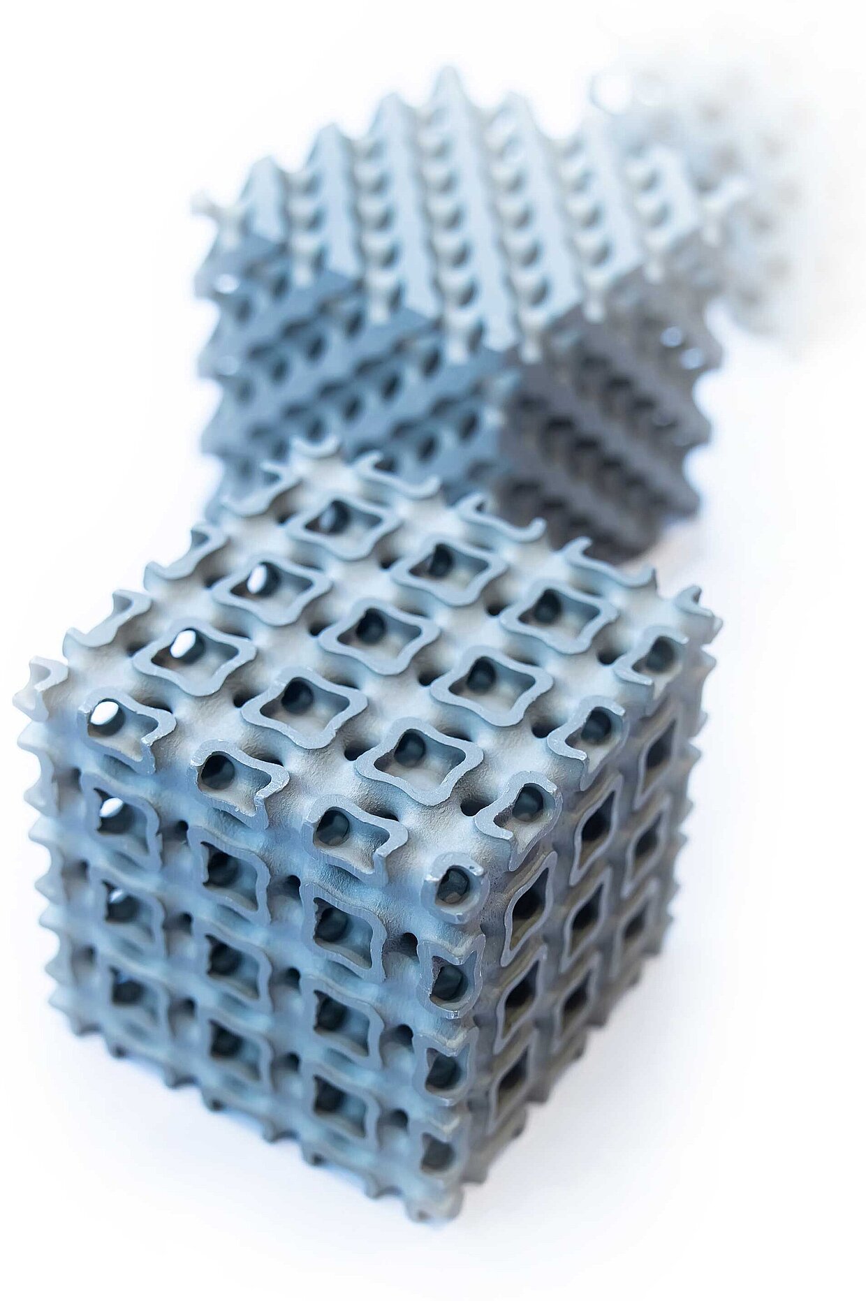 Komplexes 3D-gedrucktes Hochleistungsbauteil mit innenliegenden Kanälen nach Laserstrahlschmelzen