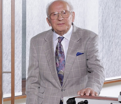 Firmengründer Ernst Schwarz